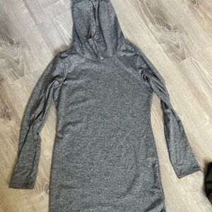 The north face Gray Hooded Long Sleeve Dress small new